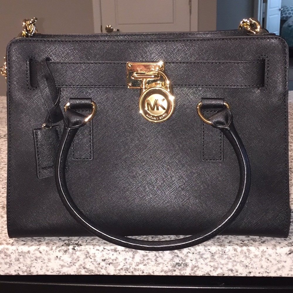 Black Michael Kors Shoulder Bag